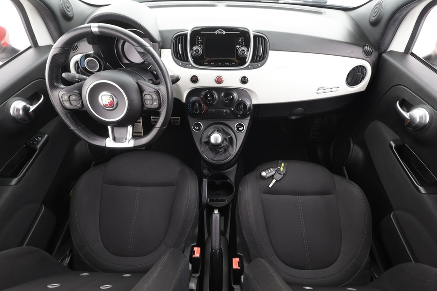 Fiat-Abarth 500 vaihtoauto