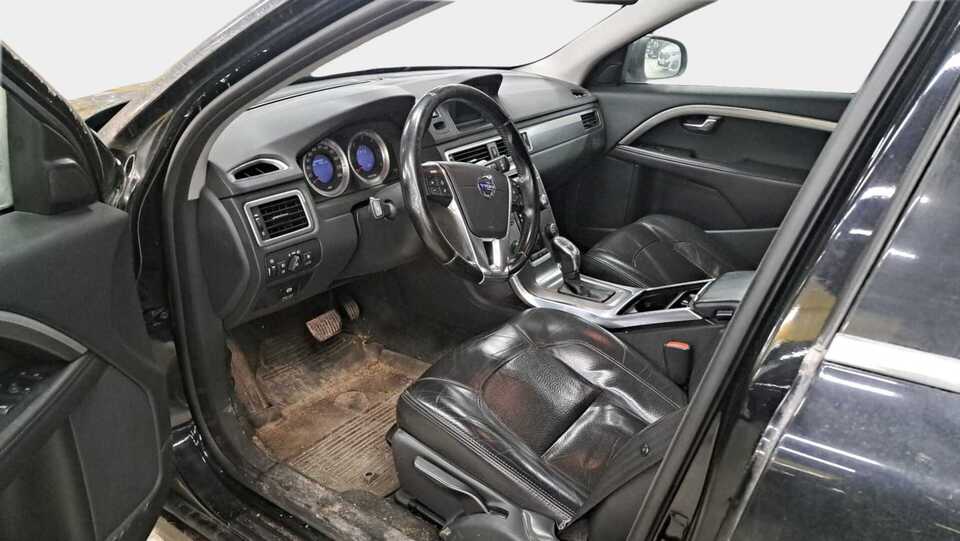 Volvo V70 vaihtoauto