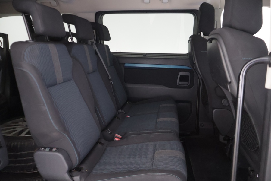 Peugeot Traveller vaihtoauto