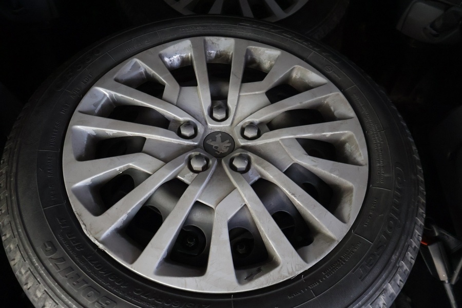 Peugeot Traveller vaihtoauto