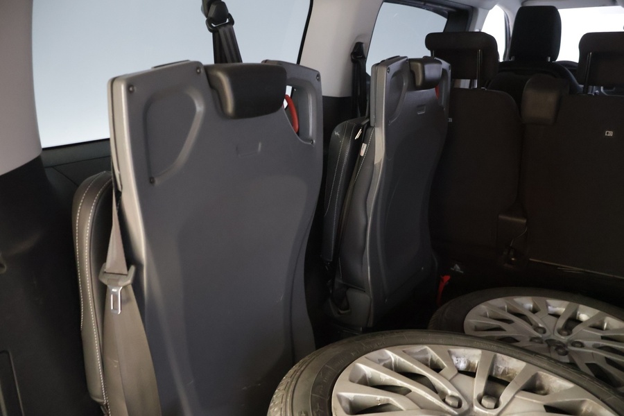 Peugeot Traveller vaihtoauto