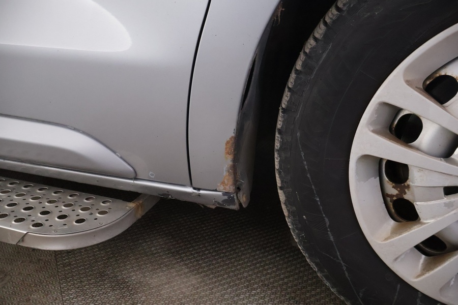 Peugeot Traveller vaihtoauto