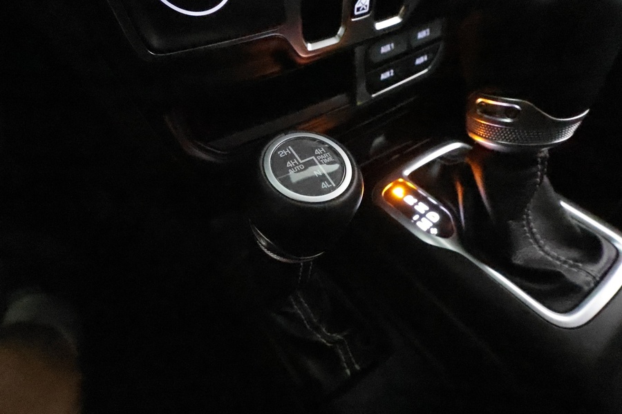 Jeep Wrangler vaihtoauto