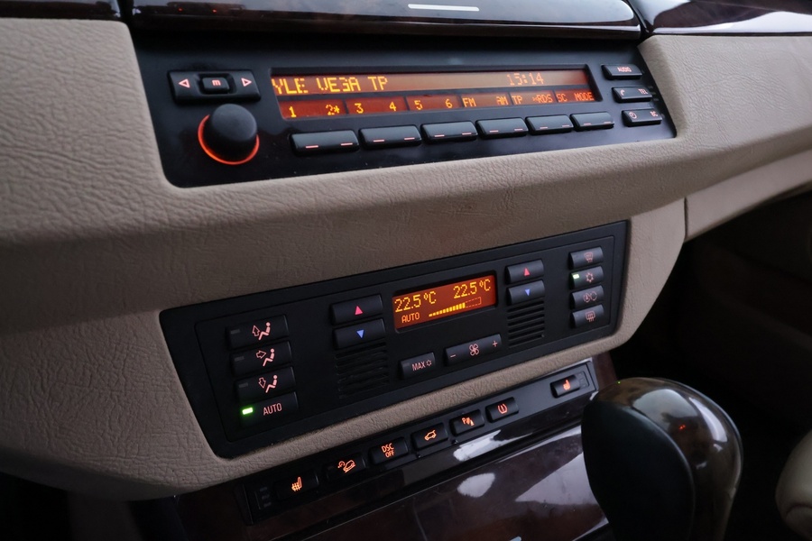 BMW X5 vaihtoauto