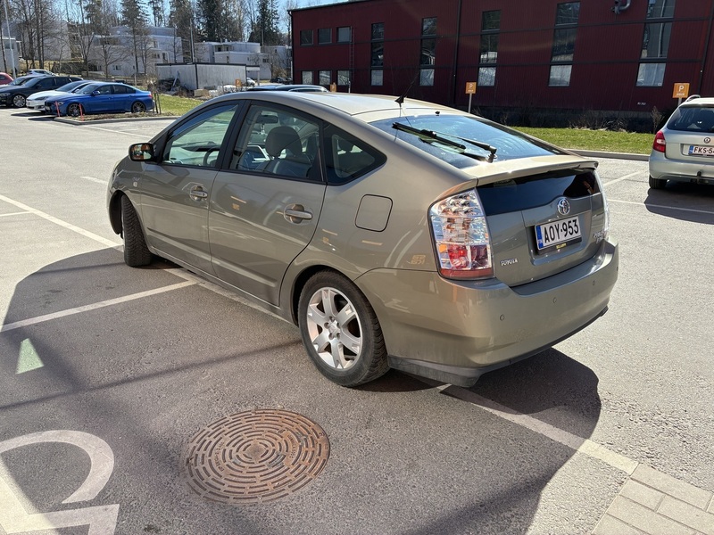 Toyota Prius vaihtoauto