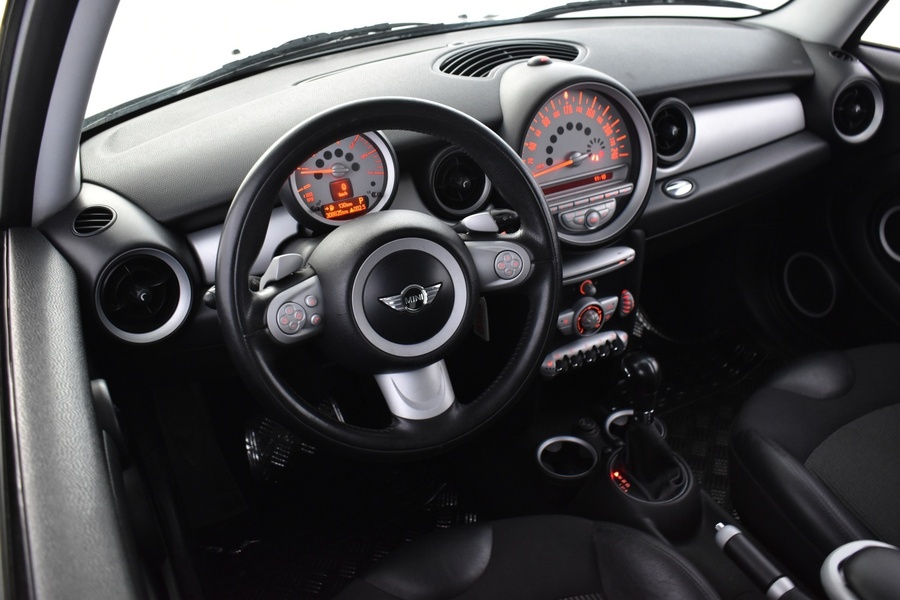 Mini Clubman vaihtoauto