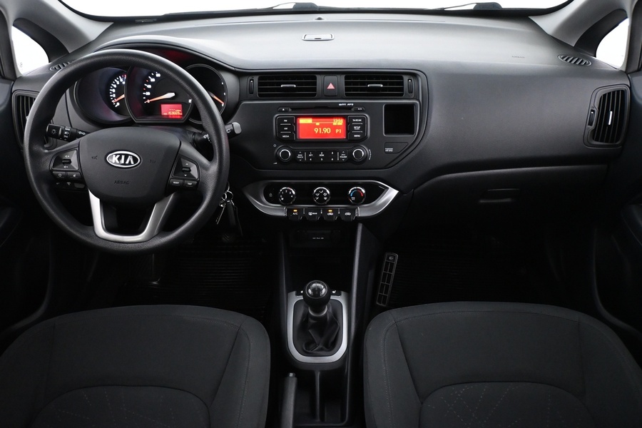 Kia Rio vaihtoauto
