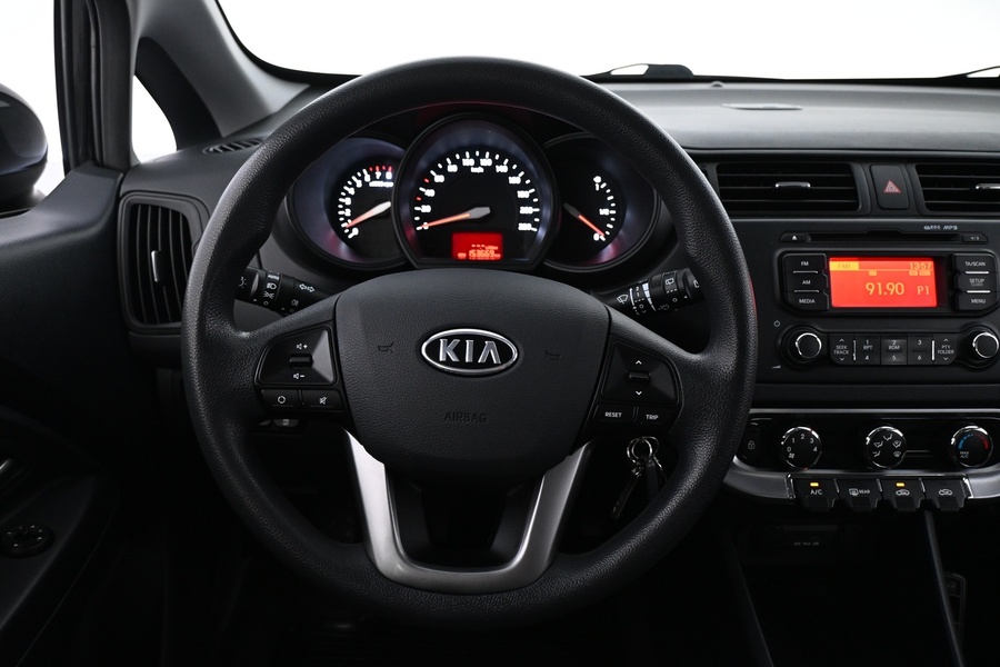 Kia Rio vaihtoauto