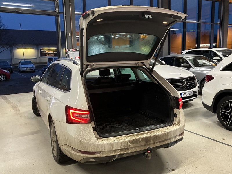 Skoda Superb vaihtoauto