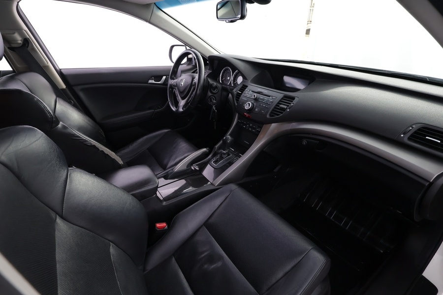 Honda Accord vaihtoauto