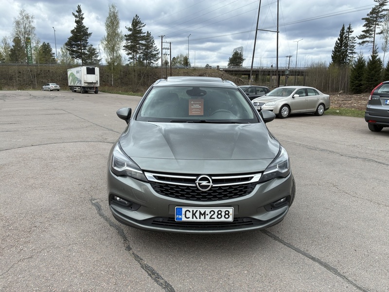 Opel Astra vaihtoauto