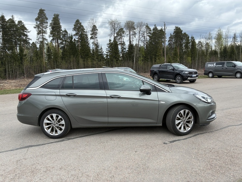 Opel Astra vaihtoauto