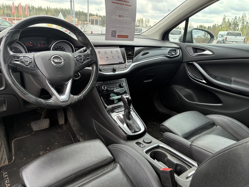 Opel Astra vaihtoauto