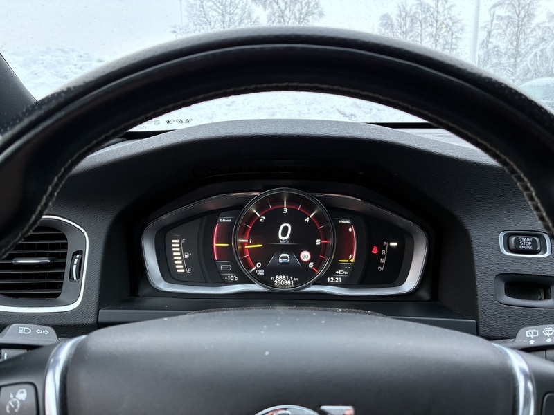 Volvo V60 vaihtoauto