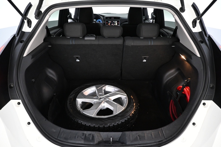 Nissan Leaf vaihtoauto