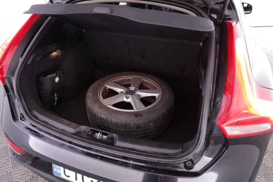 Volvo V40 vaihtoauto