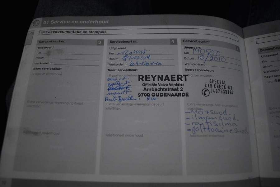 Volvo V70 vaihtoauto