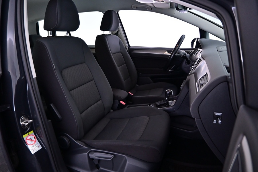 Volkswagen Golf Sportsvan vaihtoauto