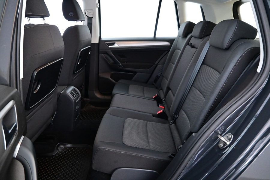 Volkswagen Golf Sportsvan vaihtoauto