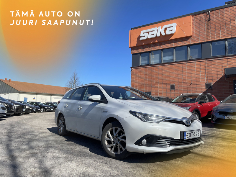 Toyota Auris vaihtoauto