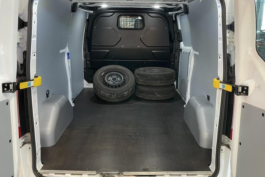 Ford Transit Custom vaihtoauto