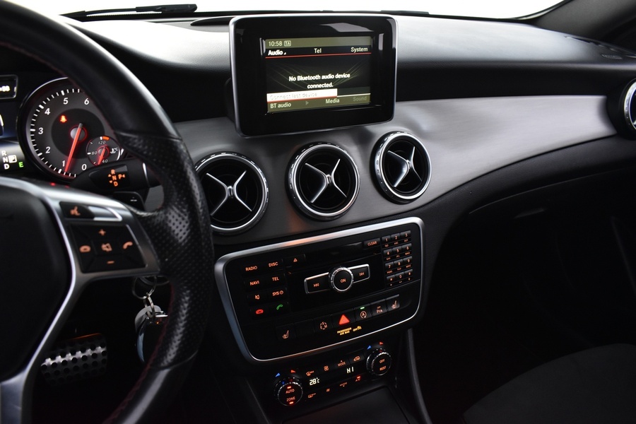 Mercedes-Benz GLA vaihtoauto