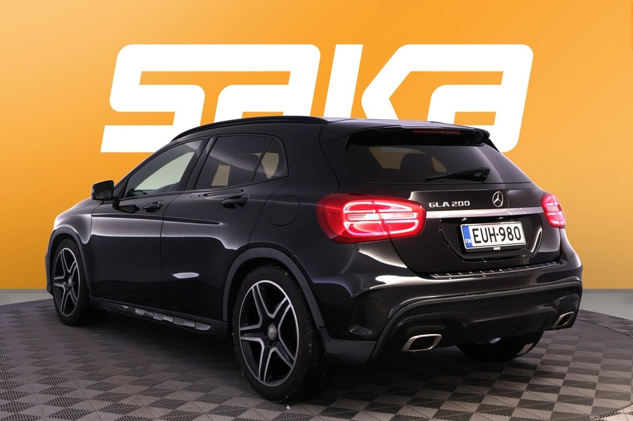 Mercedes-Benz GLA vaihtoauto