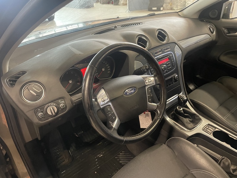 Ford Mondeo vaihtoauto