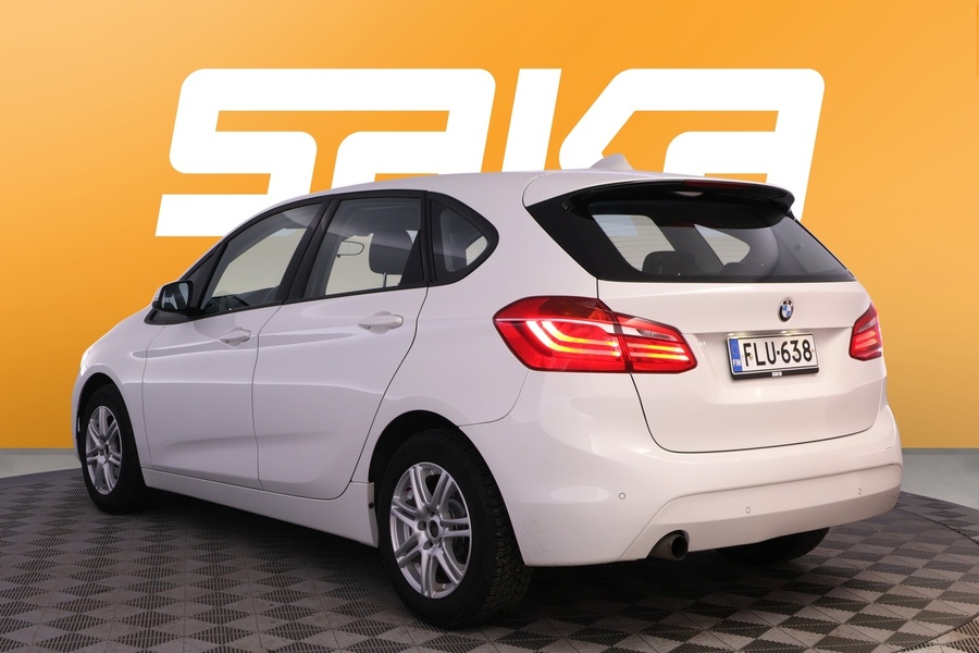 BMW 218 vaihtoauto