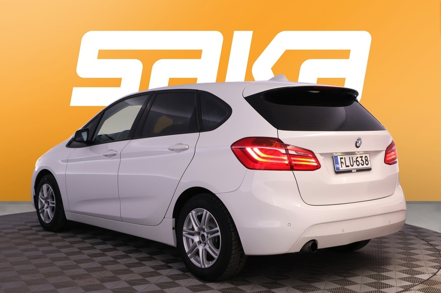 BMW 218 vaihtoauto