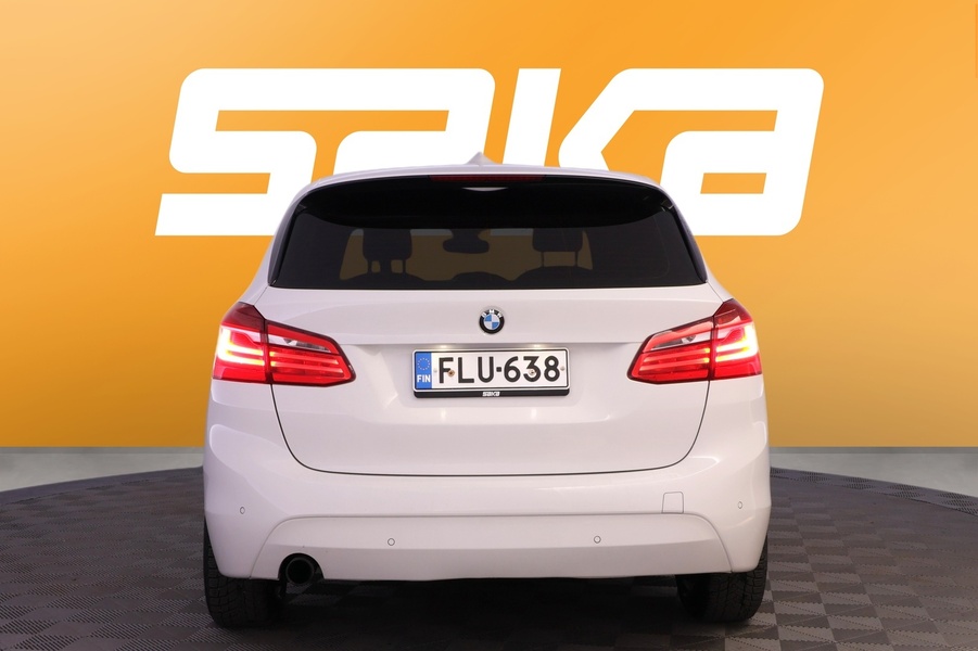 BMW 218 vaihtoauto
