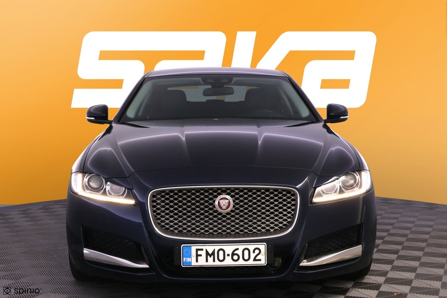 Jaguar XF vaihtoauto