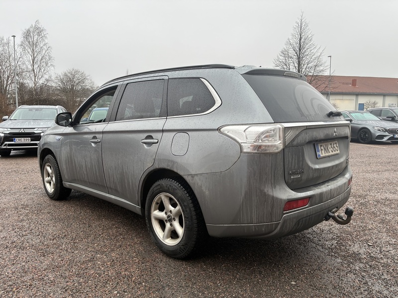 Mitsubishi Outlander vaihtoauto