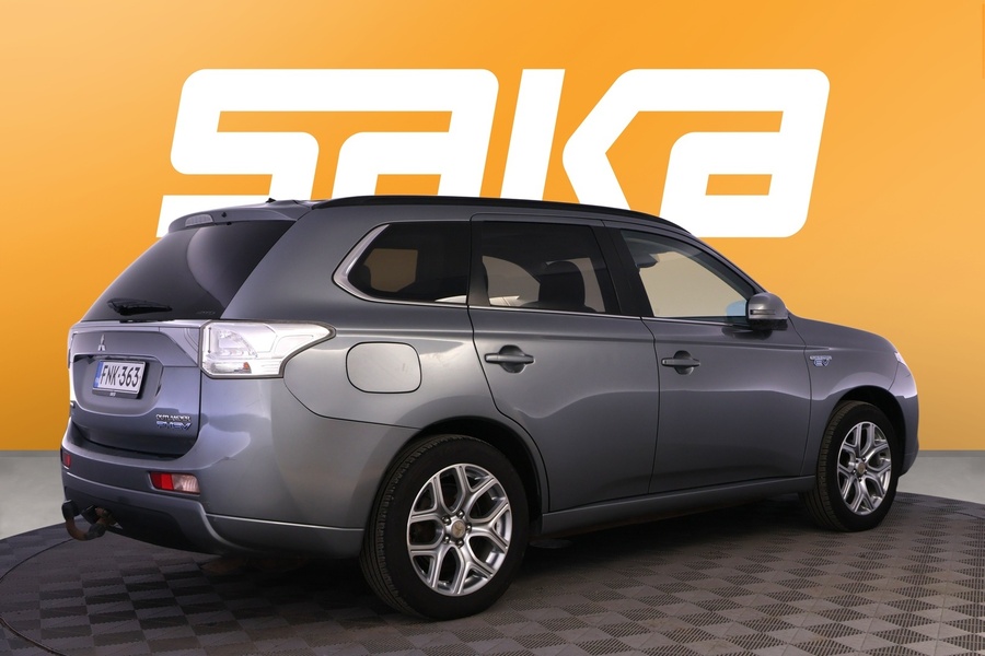 Mitsubishi Outlander PHEV vaihtoauto