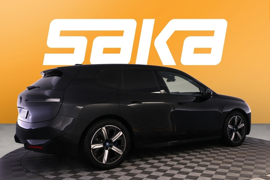 BMW iX vaihtoauto