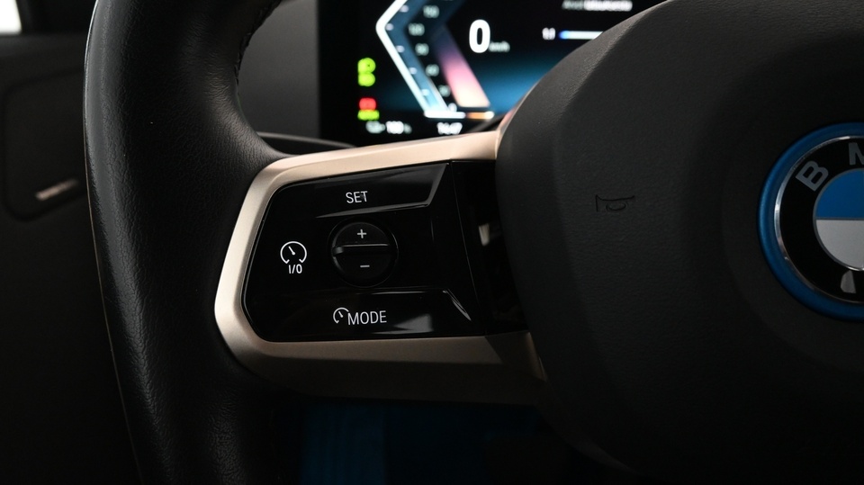 BMW iX vaihtoauto
