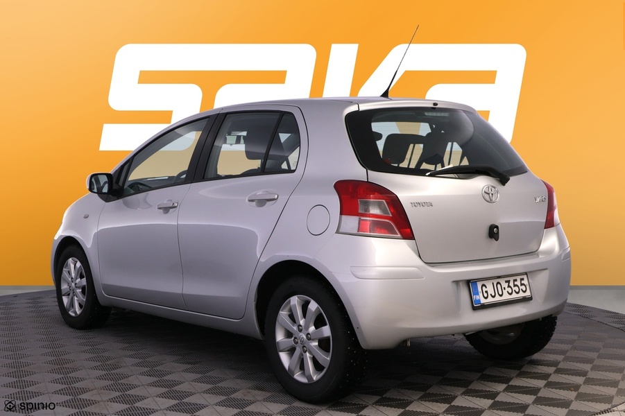 Toyota Yaris vaihtoauto