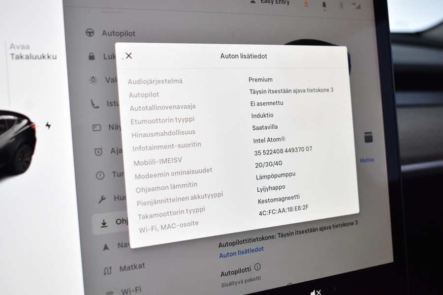 Tesla Model 3 vaihtoauto