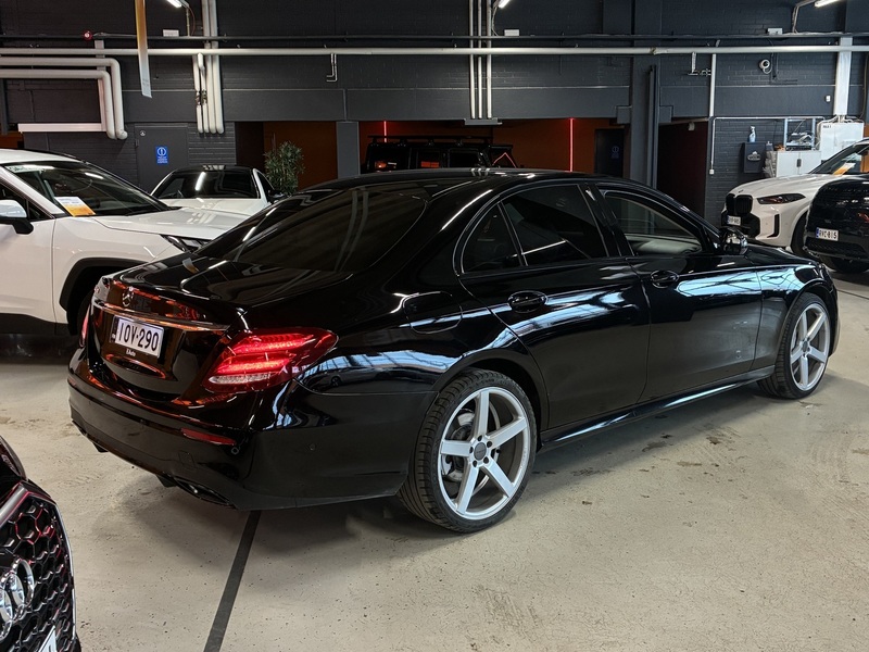 Mercedes-Benz E vaihtoauto