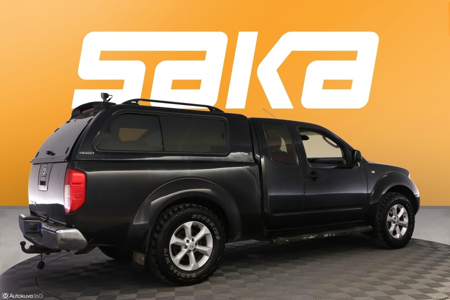 Nissan Navara vaihtoauto