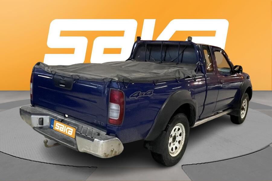 Nissan King vaihtoauto