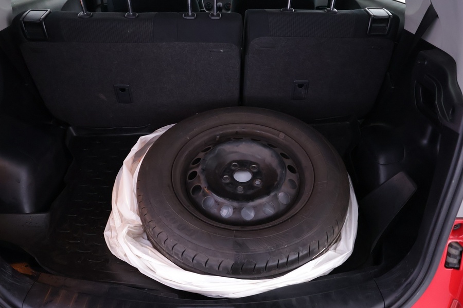 Toyota Verso-S vaihtoauto