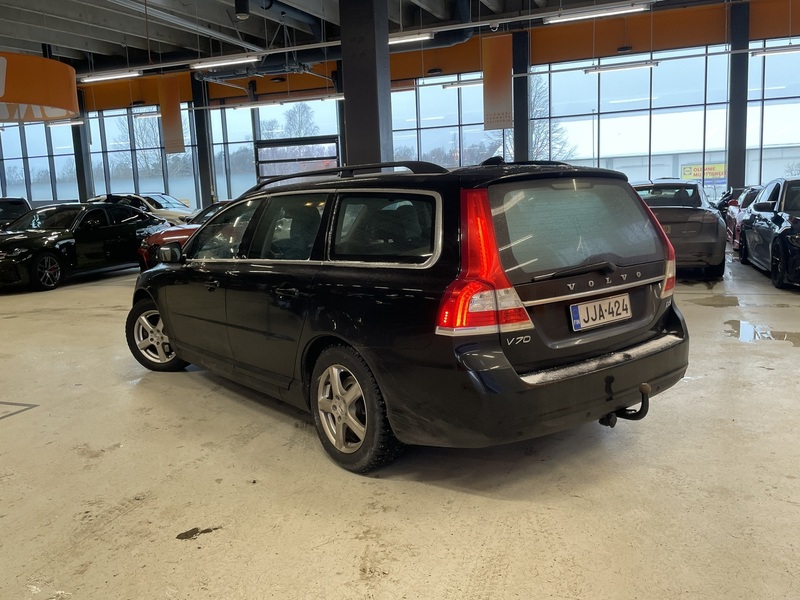 Volvo V70 vaihtoauto