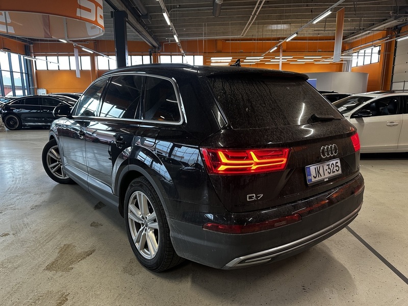 Audi Q7 vaihtoauto