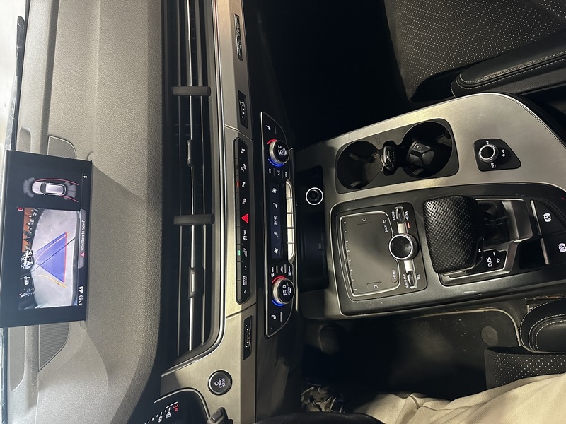 Audi Q7 vaihtoauto