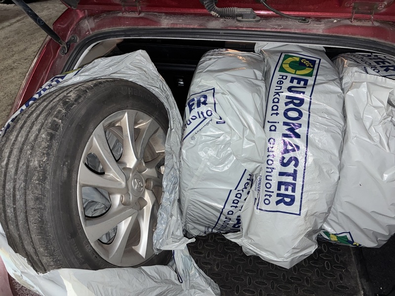 Toyota Auris vaihtoauto