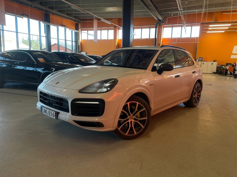 Porsche Cayenne vaihtoauto