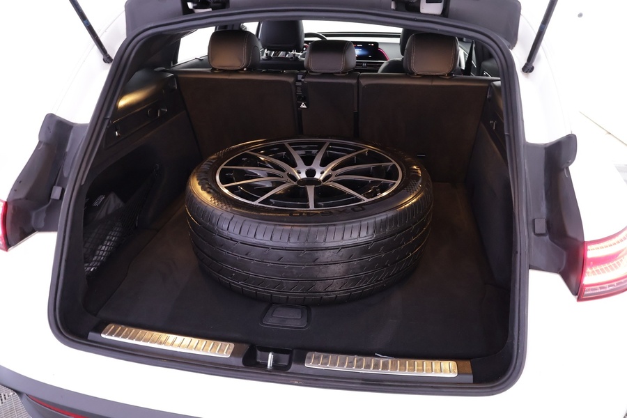 Mercedes-Benz EQC vaihtoauto