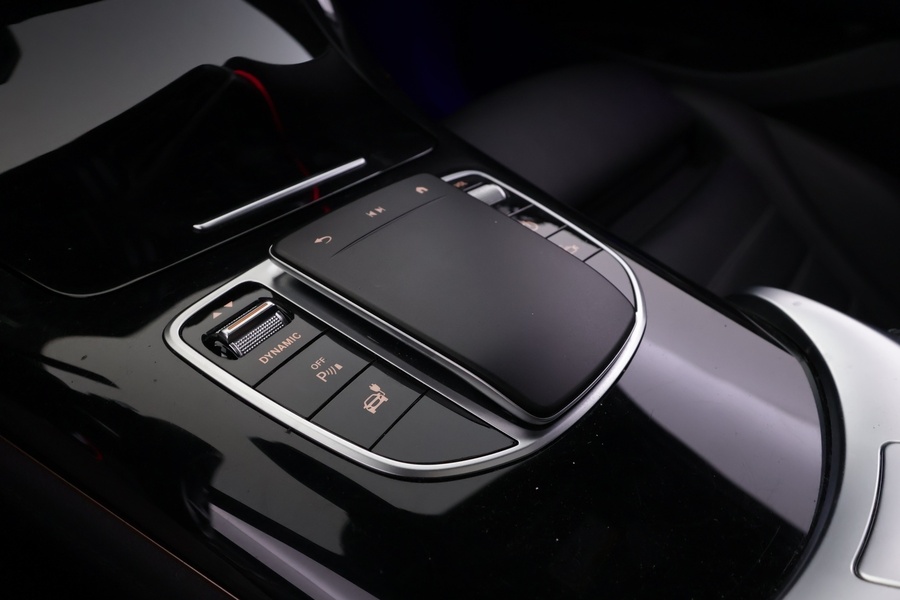 Mercedes-Benz EQC vaihtoauto