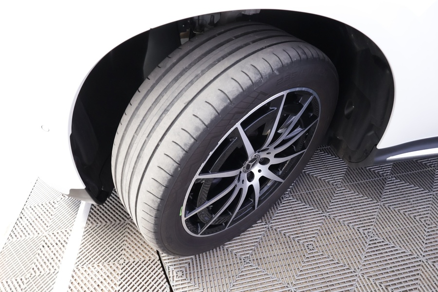 Mercedes-Benz EQC vaihtoauto